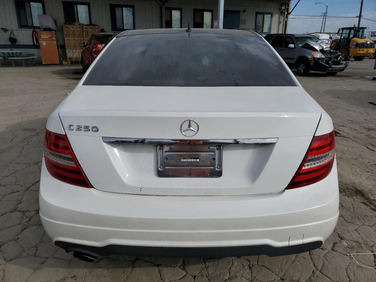 2013 Mercedes-Benz C 250 - Фото 6