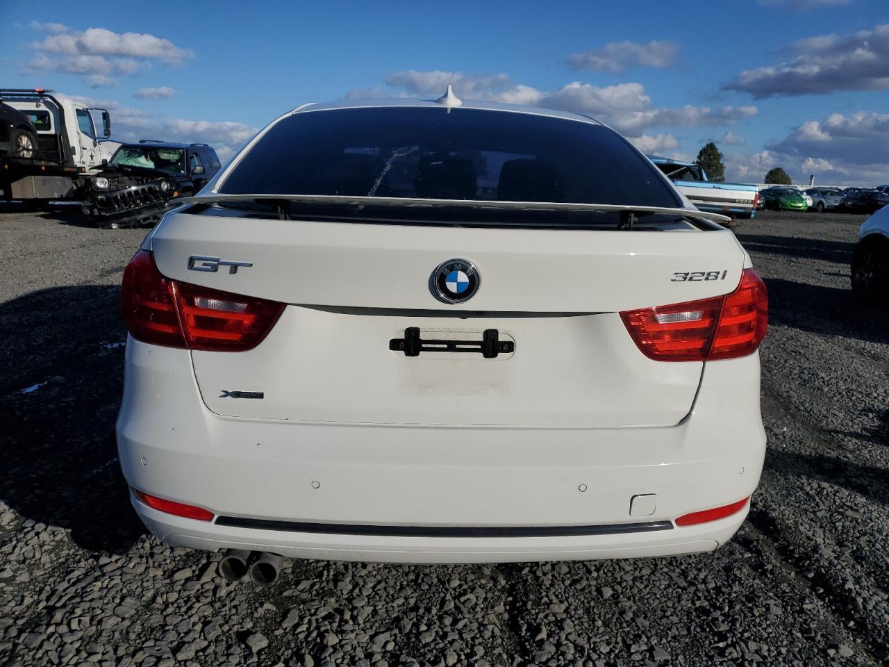 2015 BMW 328 Xigt - Фото 6