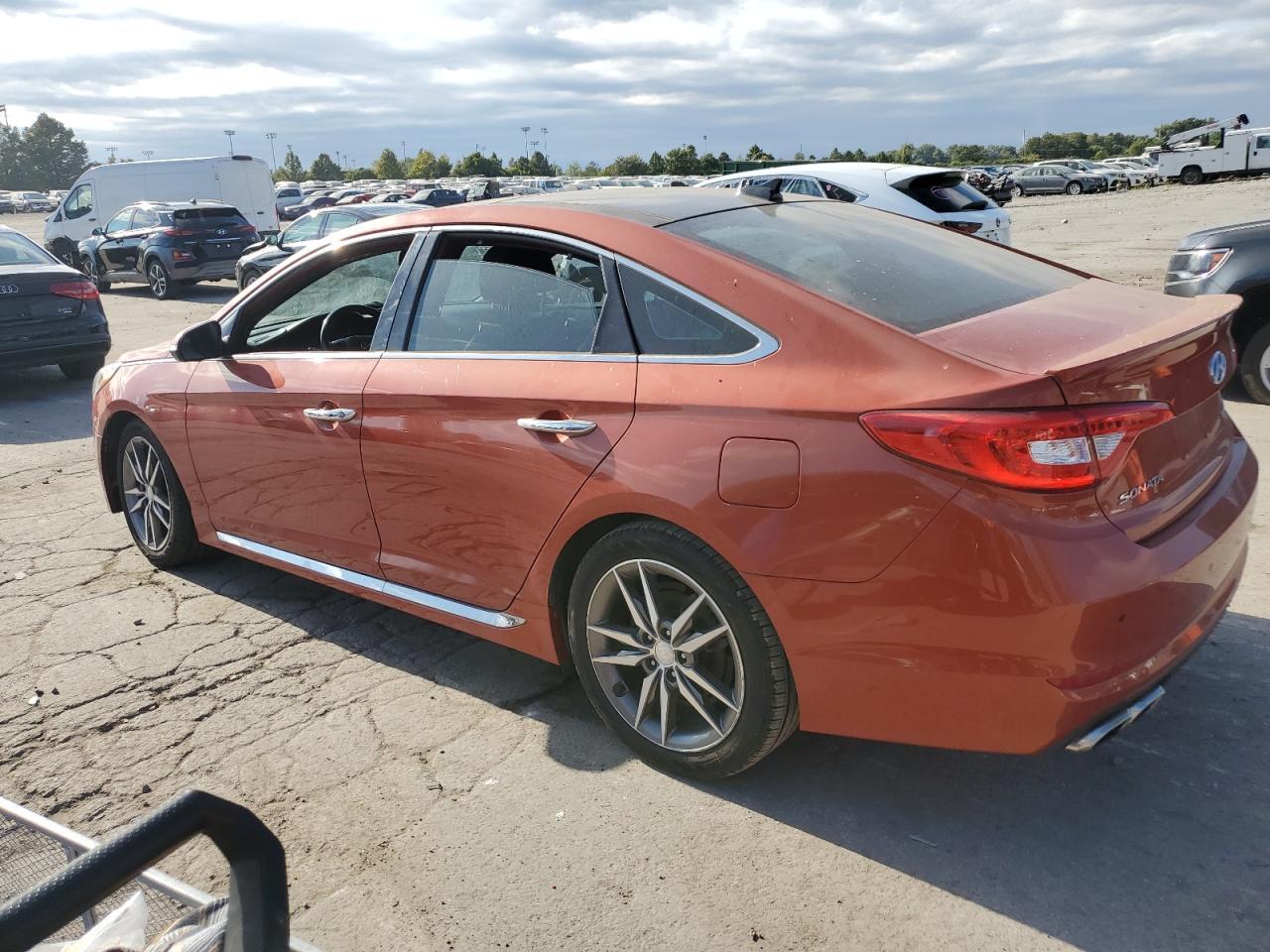 2015 Hyundai Sonata Sport - Фото 2