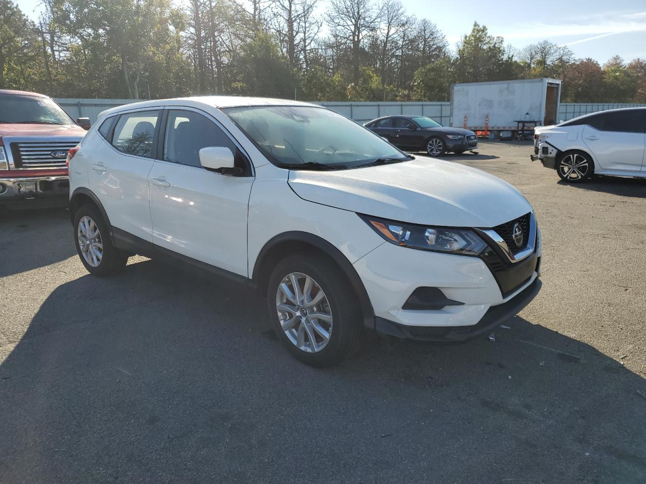 2021 Nissan Rogue Sport S - Image 4