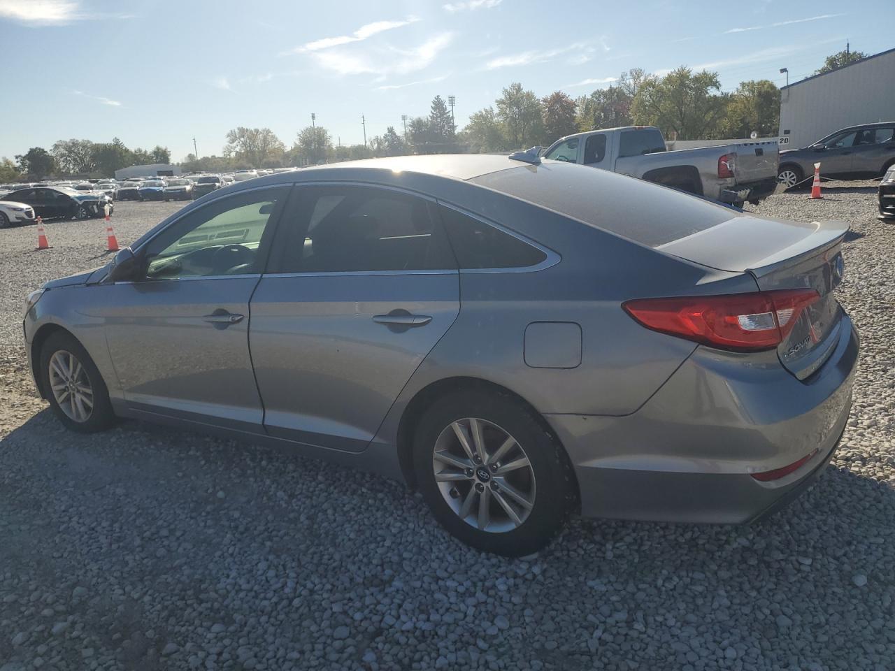 2016 Hyundai Sonata Se - Фото 2