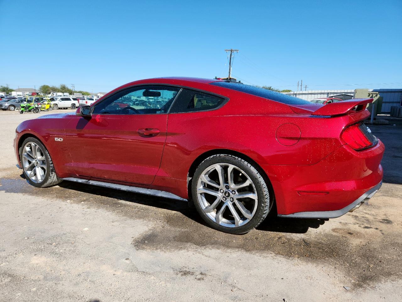 2019 Ford Mustang Gt - Фото 2
