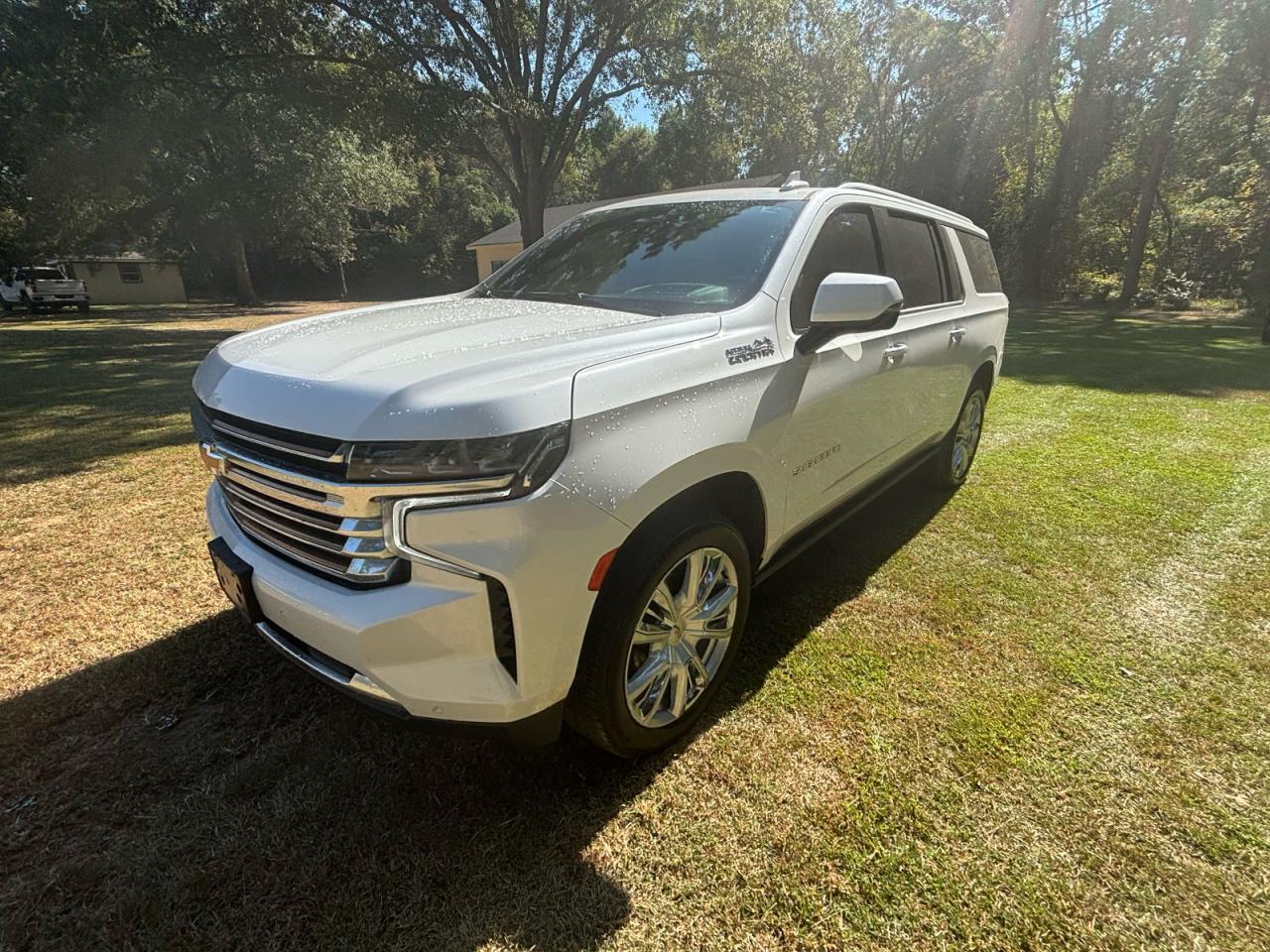 2023 Chevrolet Suburban K1500 High Country - Image 2