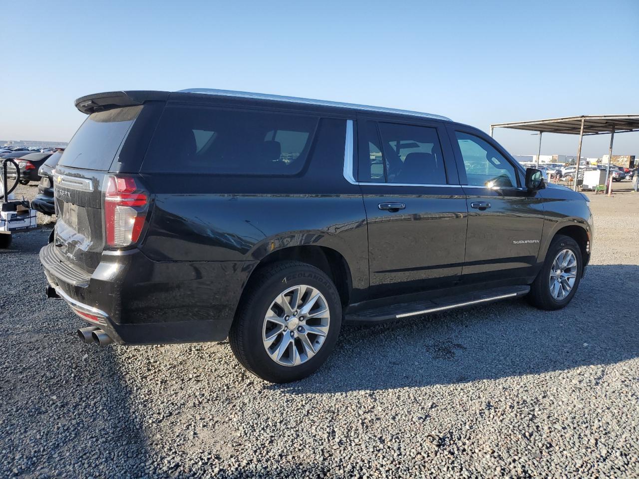 2021 Chevrolet Suburban C1500 Premier - Фото 3