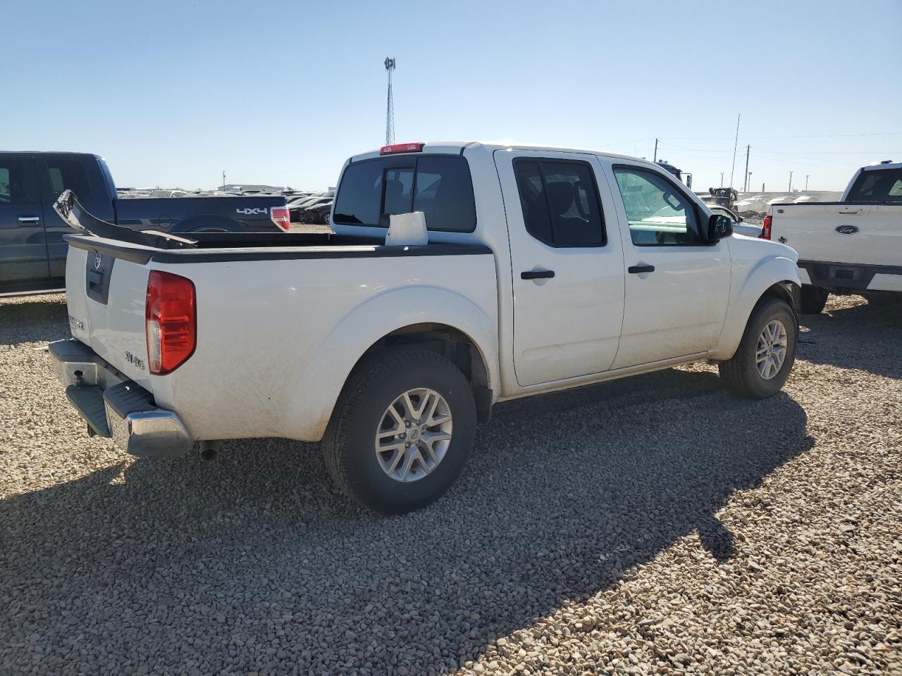 2016 Nissan Frontier S - Фото 3