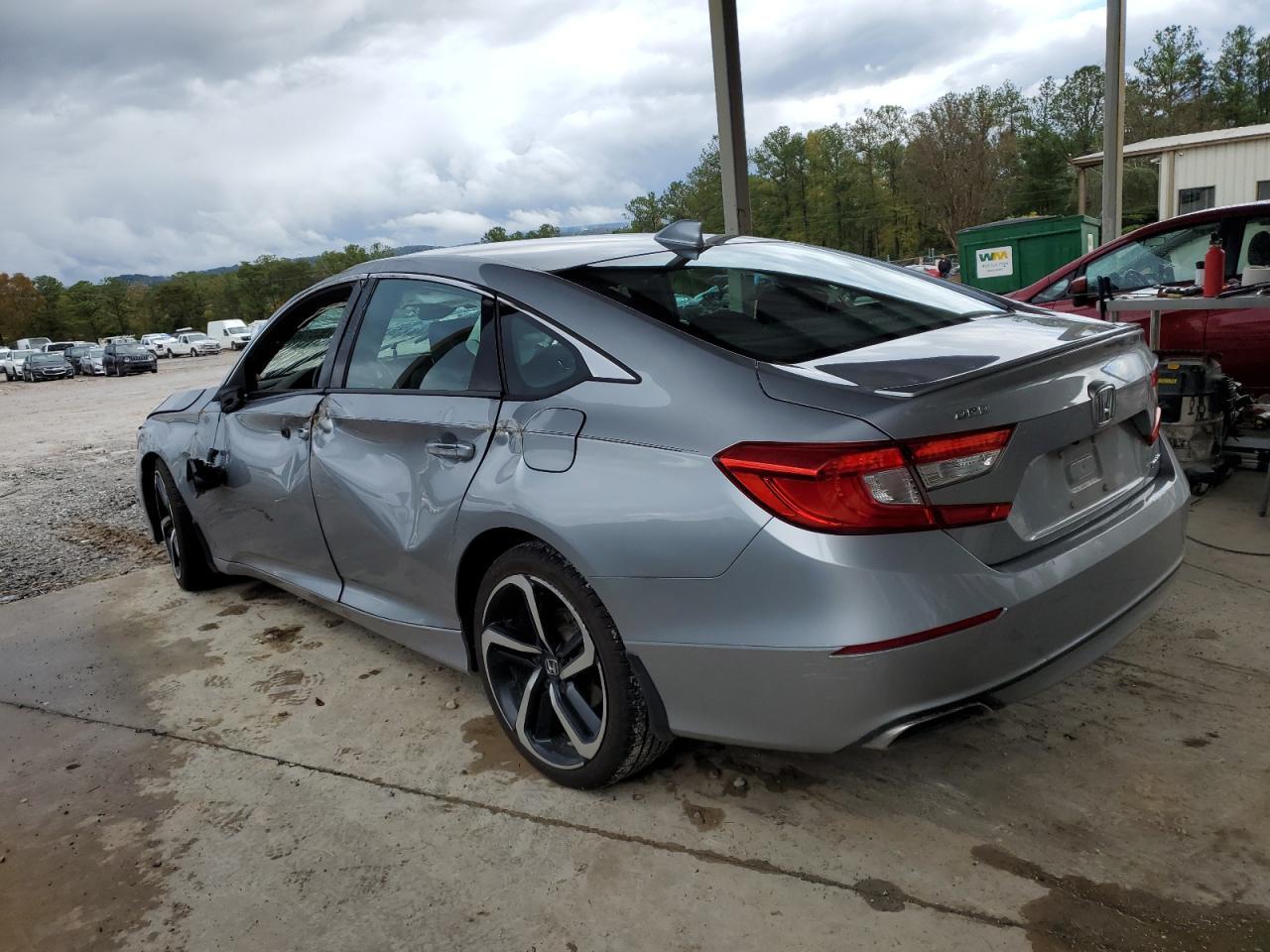 2019 Honda Accord Sport - Image 2