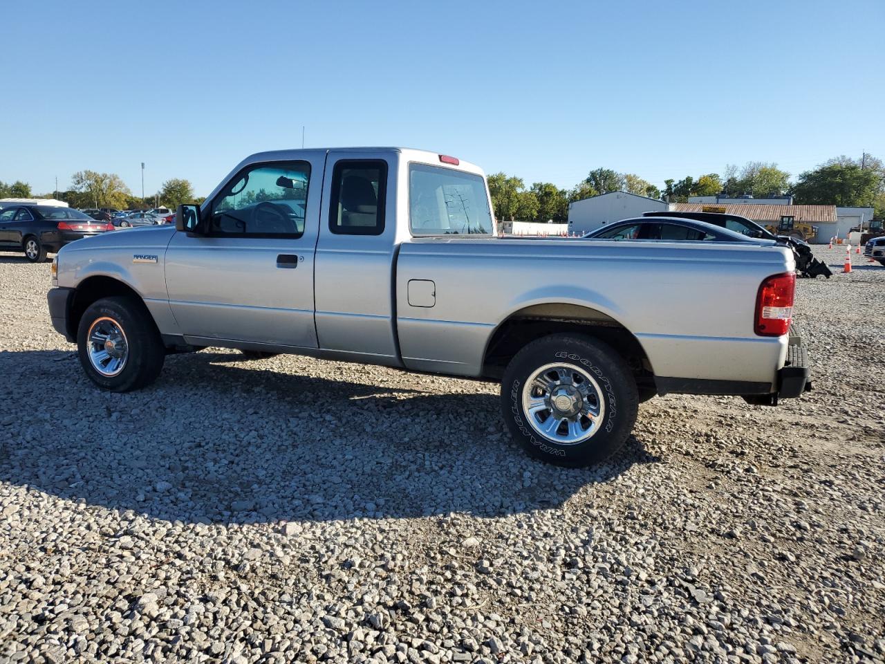 2011 Ford Ranger Super Cab - Фото 2