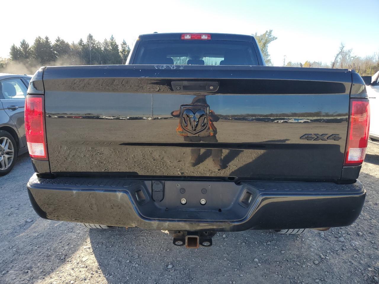 2018 Ram 1500 St - Image 6