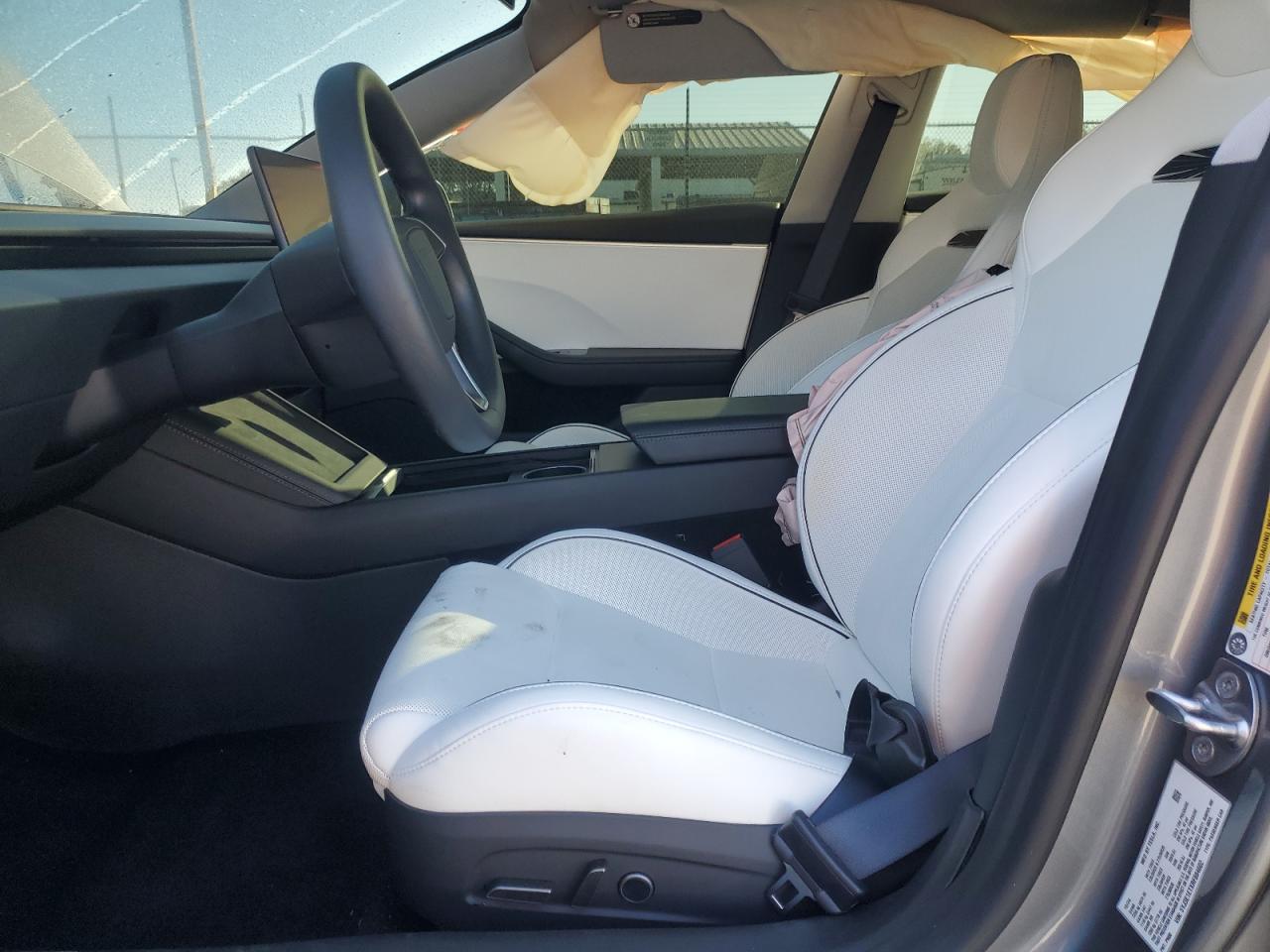 2024 Tesla Model 3 - Фото 7