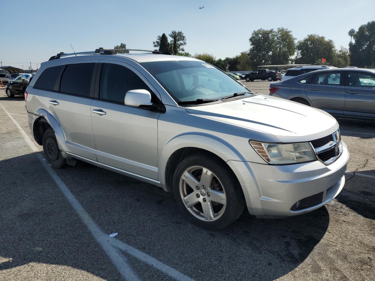 2010 Dodge Journey R/T - Фото 4