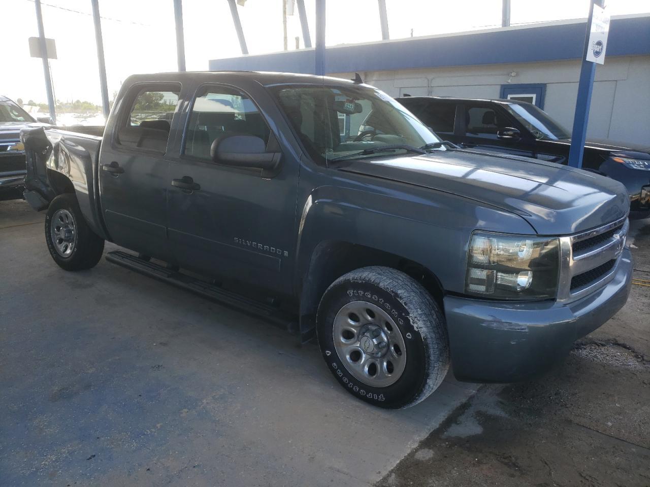 2008 Chevrolet Silverado C1500 - Image 4