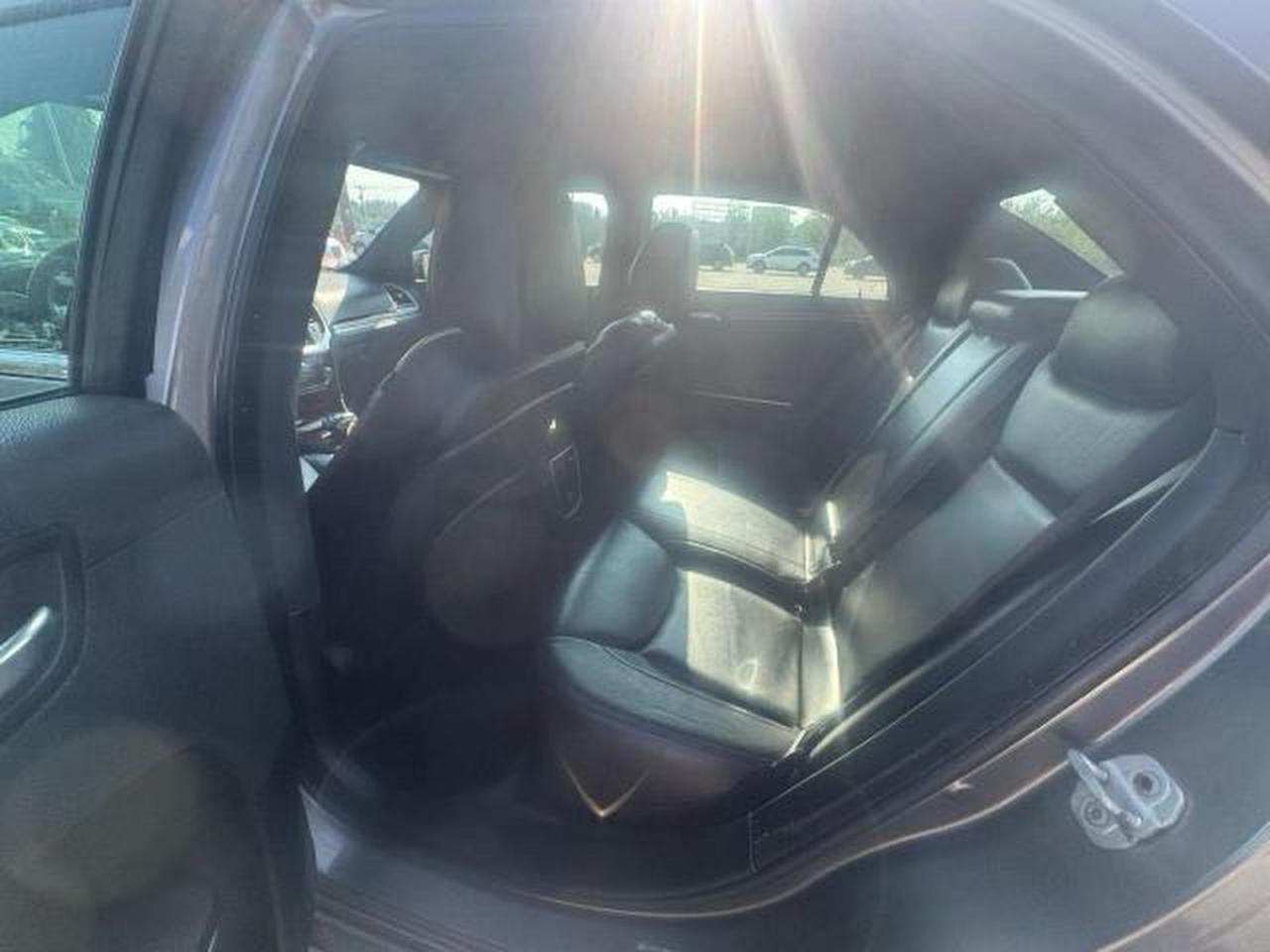 2012 Chrysler 300 Limited - Image 6