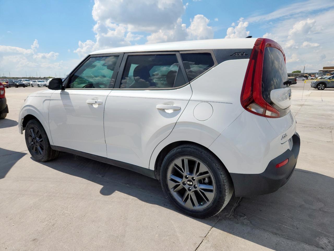 2020 Kia Soul Ex - Фото 2