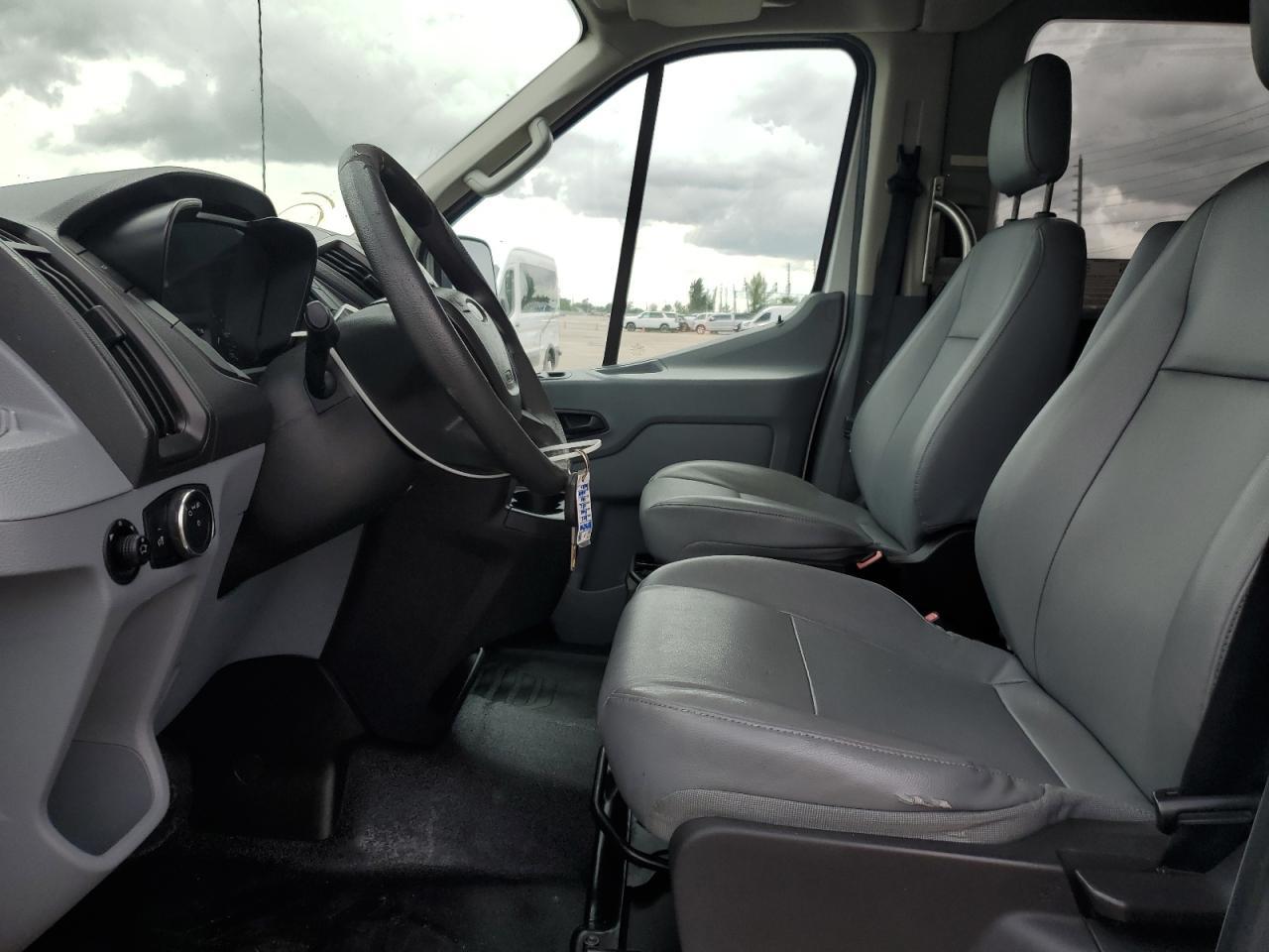 2015 Ford Transit T-150 - Image 7