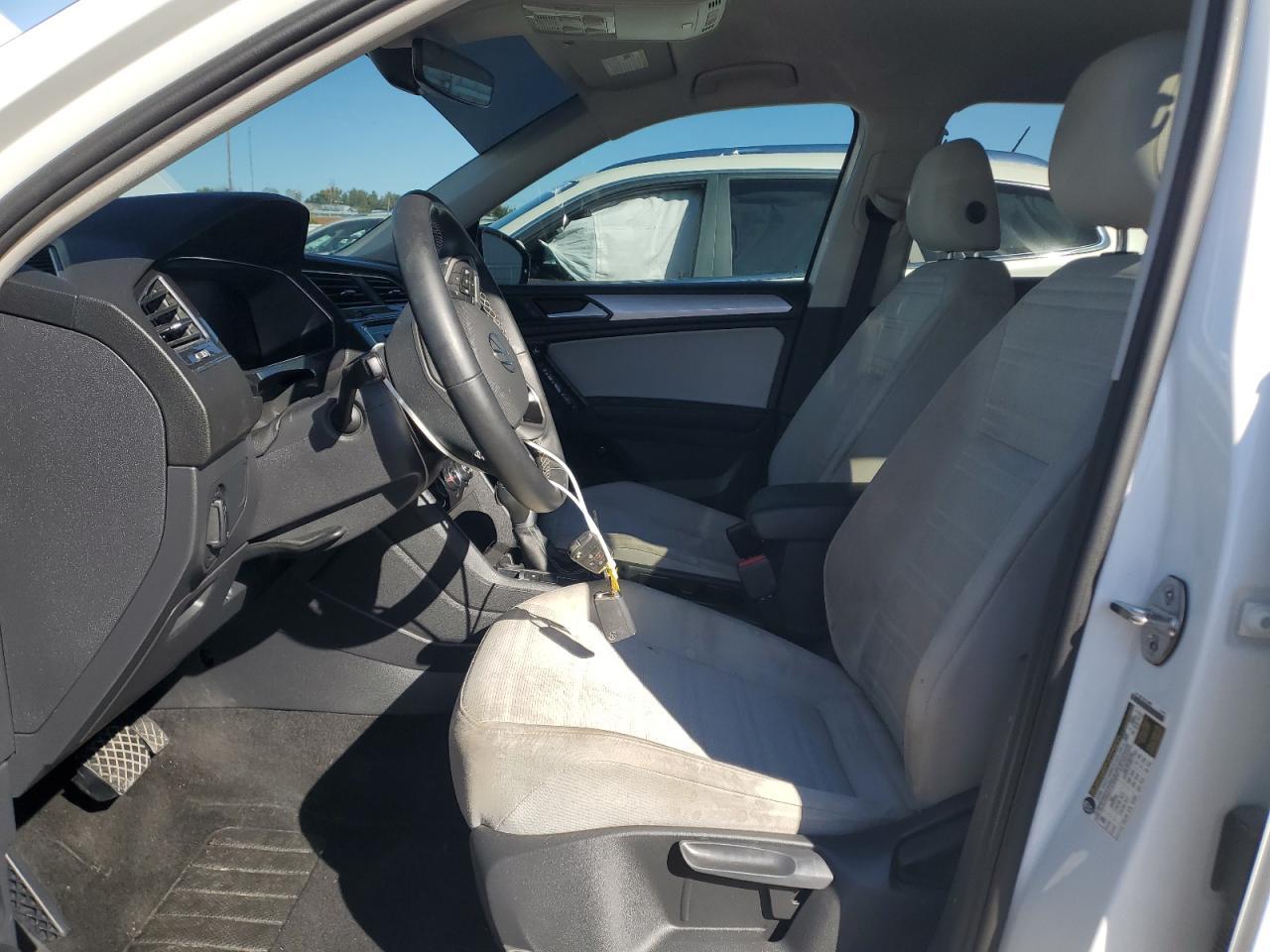 2023 Volkswagen Tiguan S - Image 7