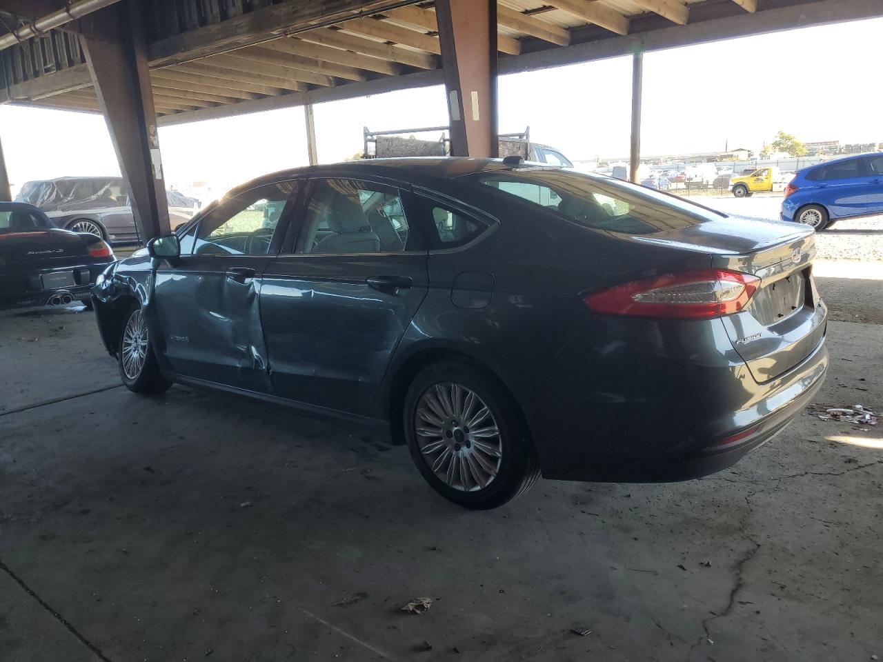 2015 Ford Fusion S Hybrid - Image 2