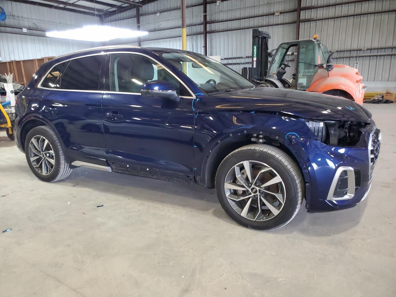 2023 Audi Q5 Premium Plus 45 - Image 4