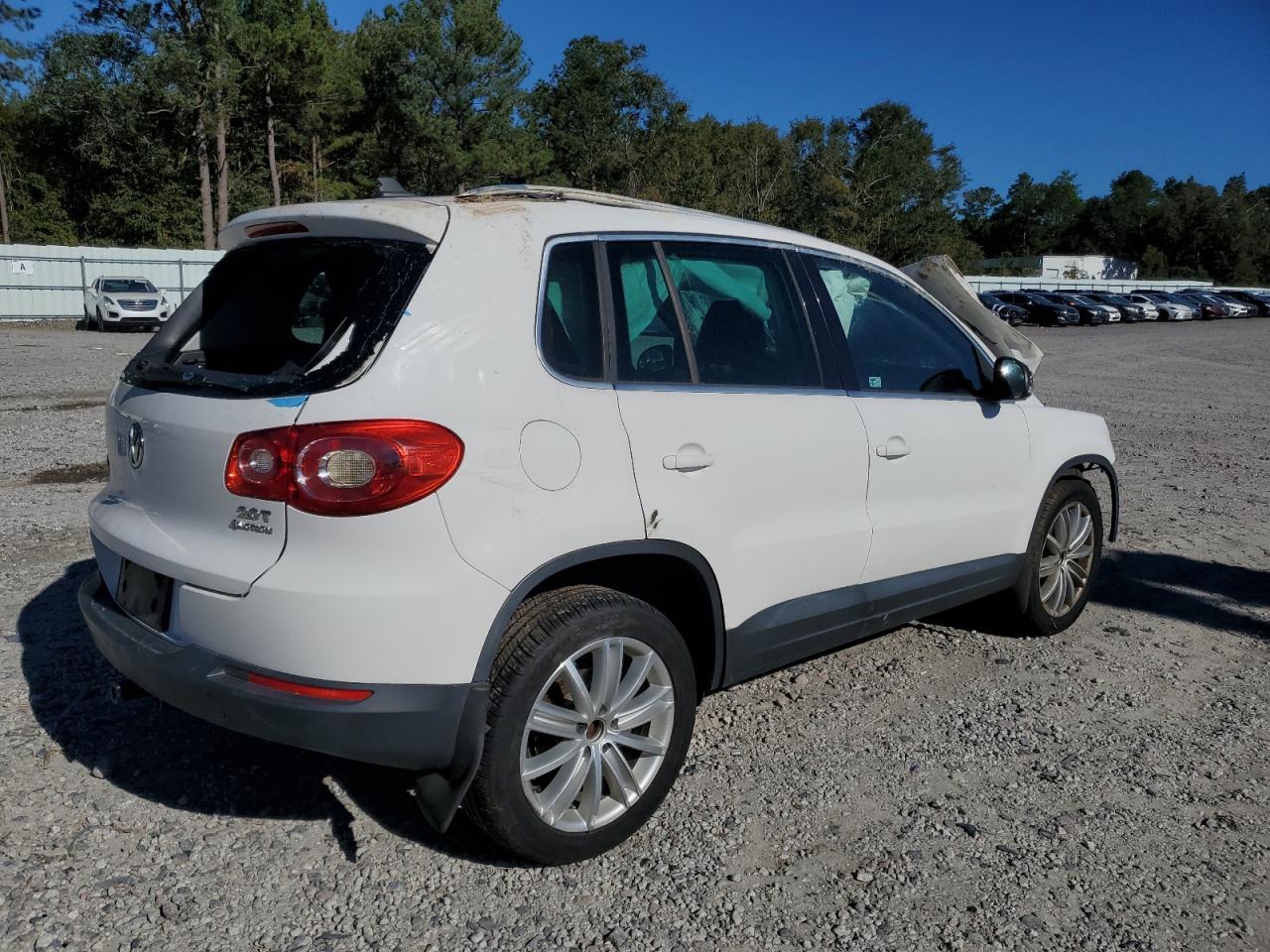 2009 Volkswagen Tiguan Se - Фото 3