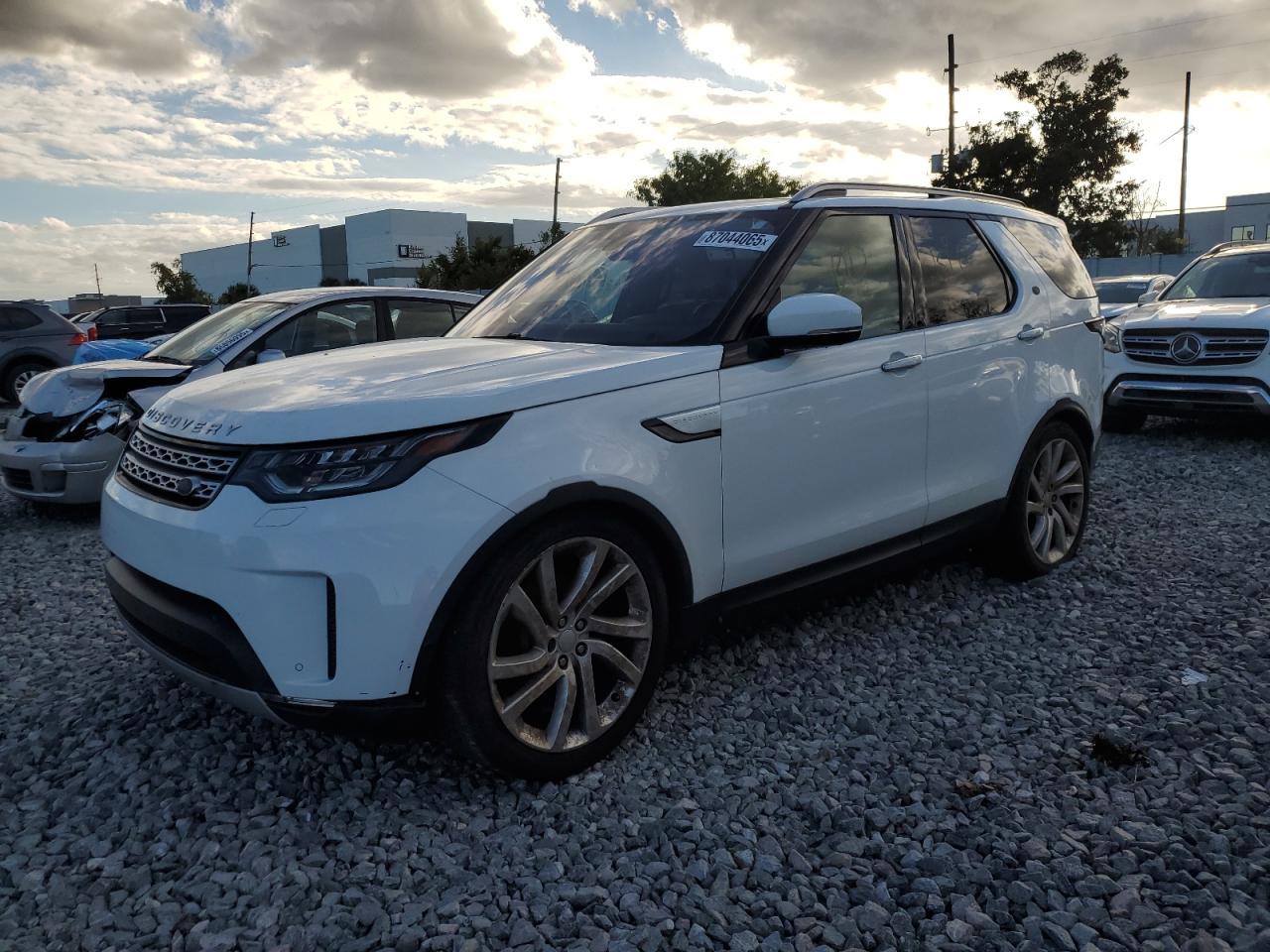 2017 Land Rover Discovery Hse Luxury