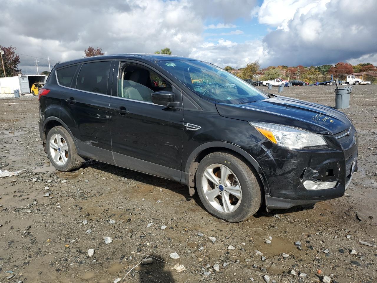 2016 Ford Escape Se - Фото 4