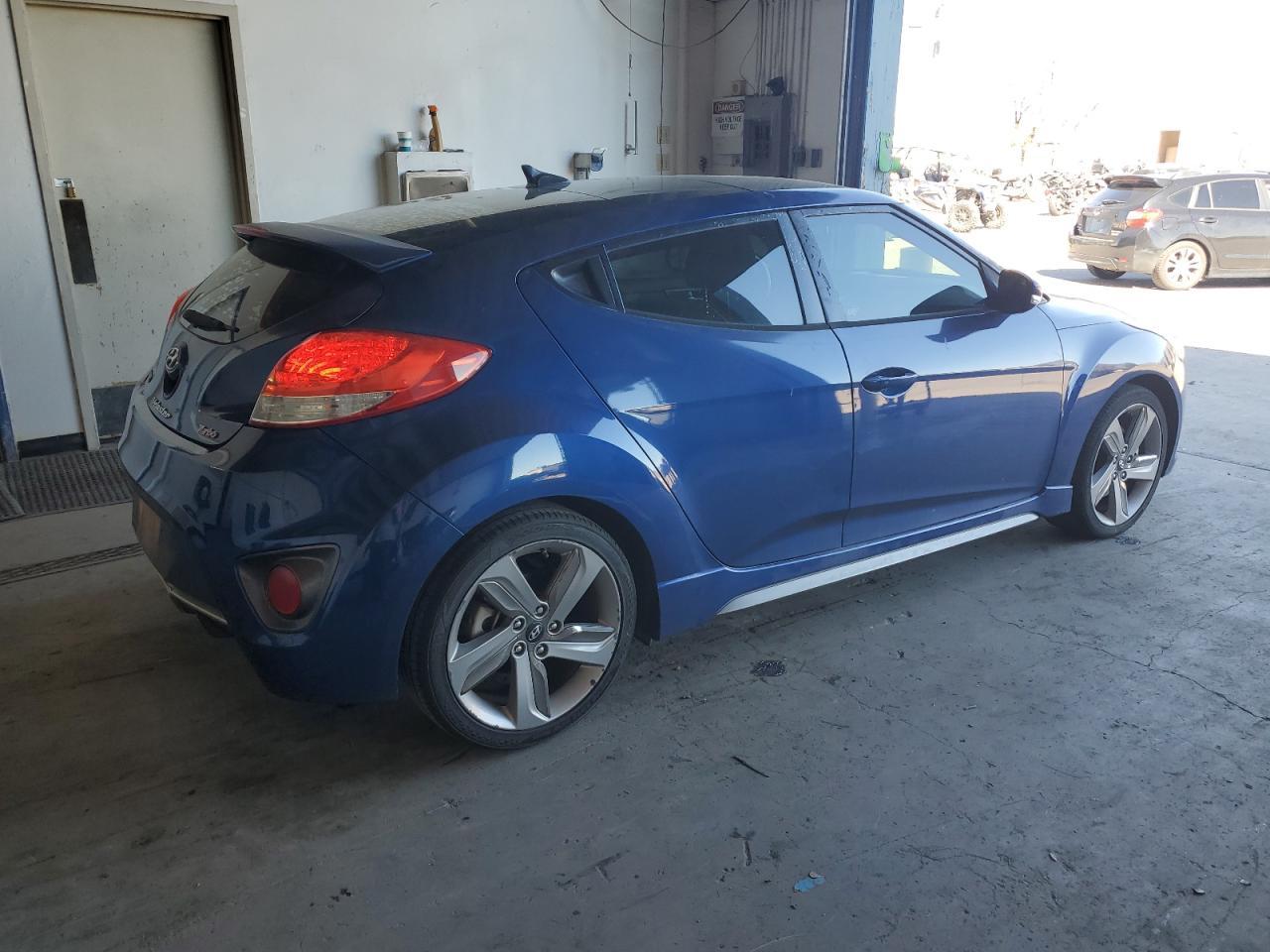 2017 Hyundai Veloster Turbo - Фото 3