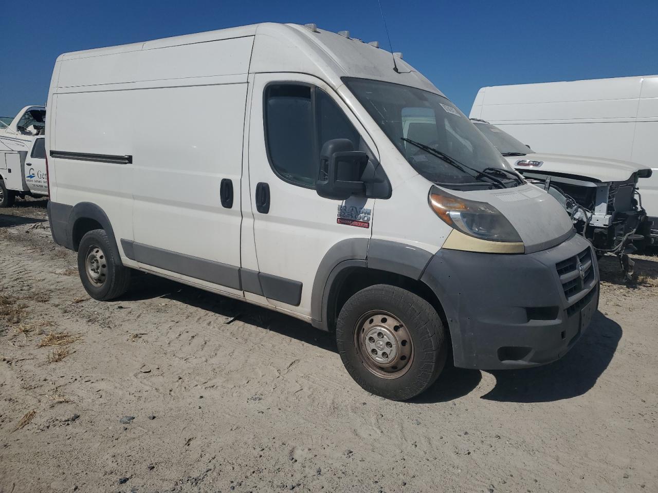 2018 Ram Promaster 2500 Delivery Van - Фото 4