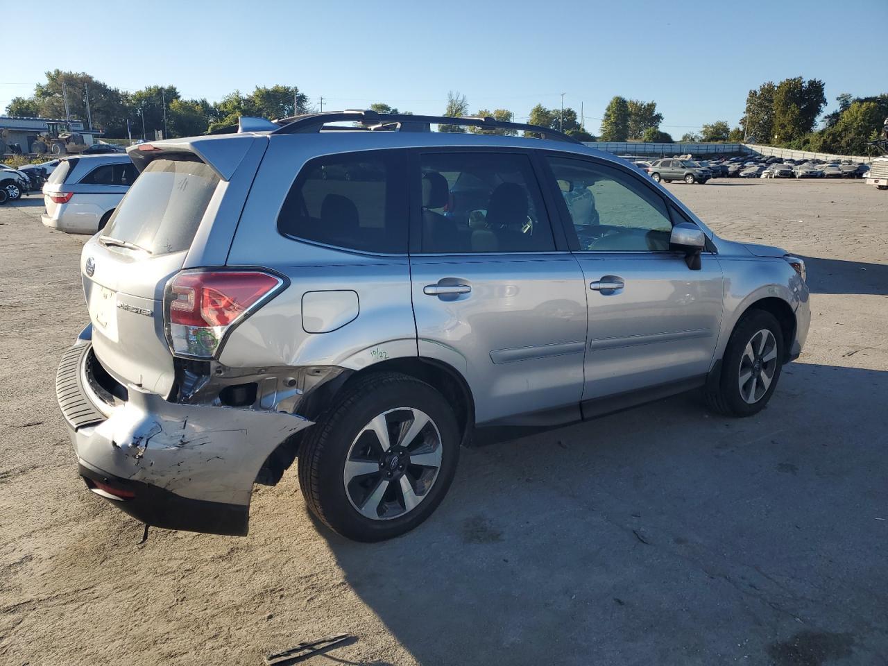 2018 Subaru Forester 2.5I Limited - Image 3