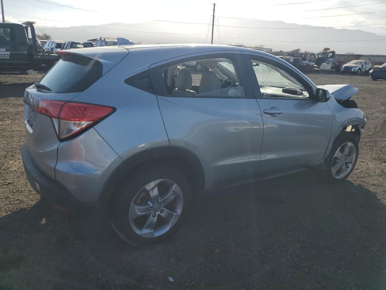 2022 Honda Hr-V Lx - Фото 3