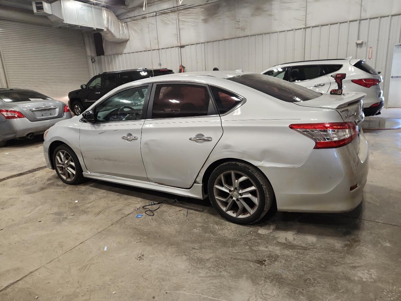 2013 Nissan Sentra S - Фото 2