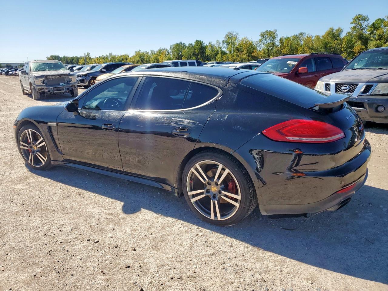 2014 Porsche Panamera 2 - Image 2