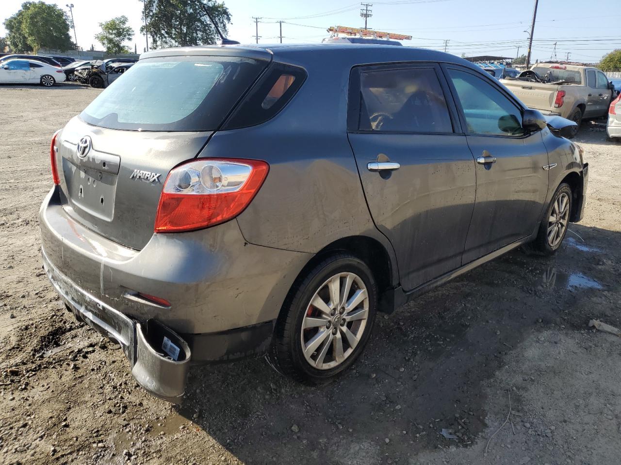 2010 Toyota Corolla Matrix - Image 3