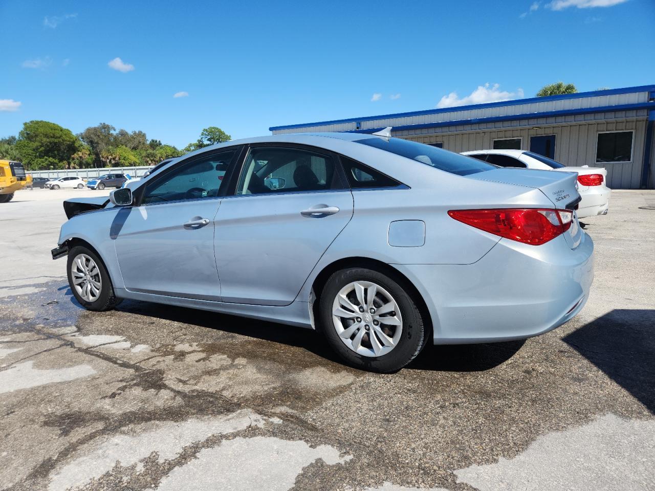 2011 Hyundai Sonata Gls - Фото 2