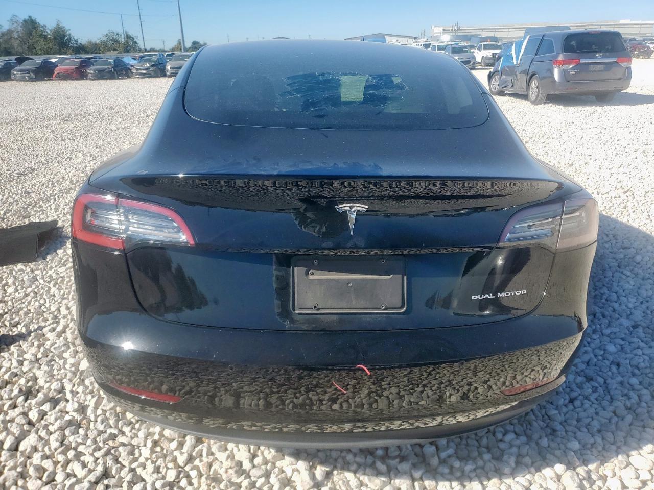 2021 Tesla Model 3 - Image 6