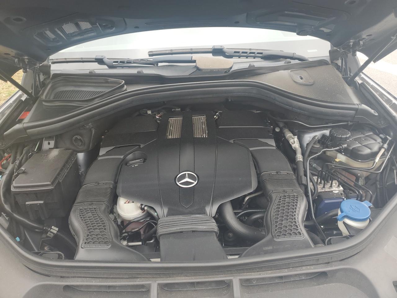 2015 Mercedes-Benz Gl 450 4Matic - Image 7