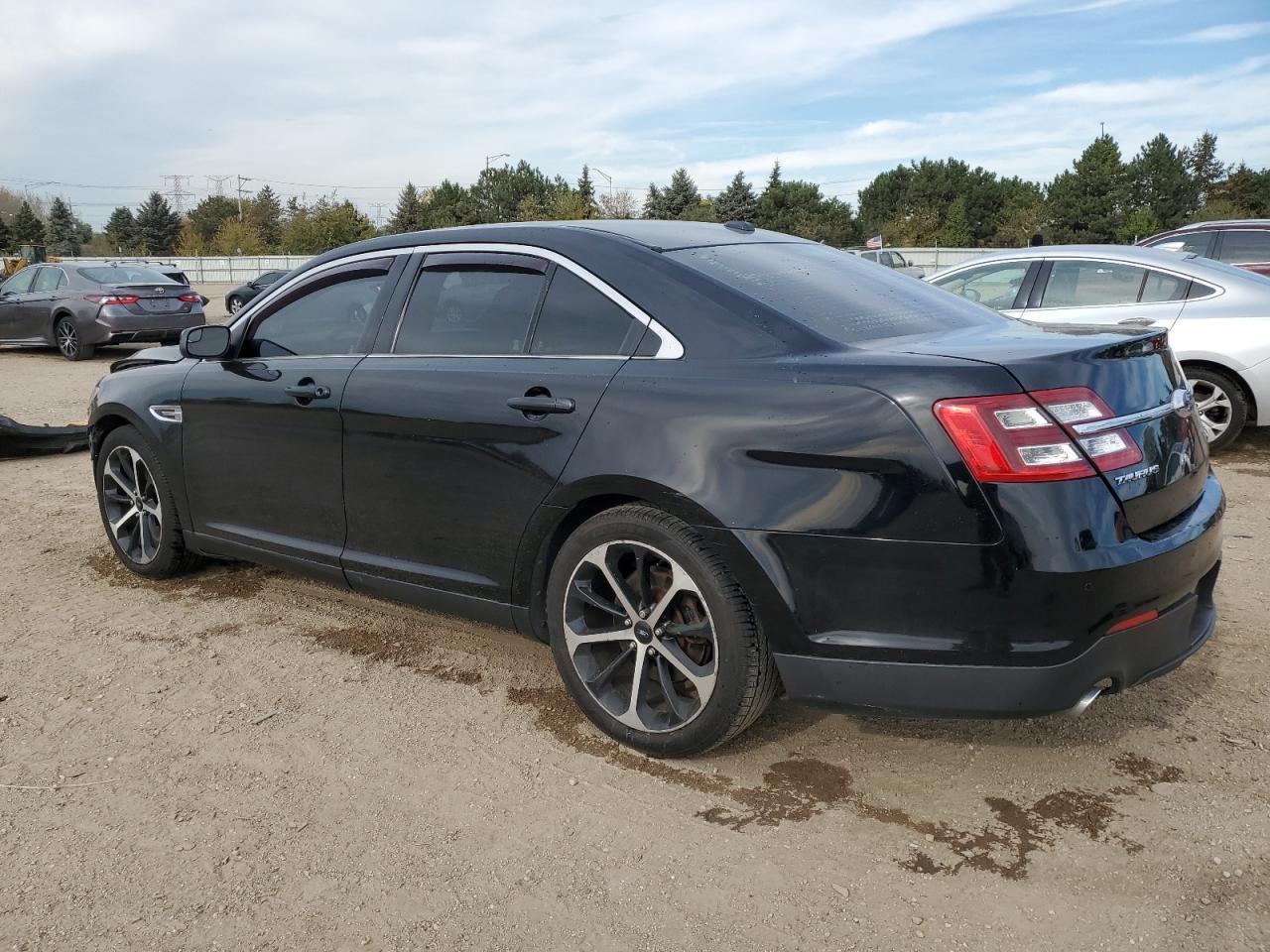 2016 Ford Taurus Sel - Image 2
