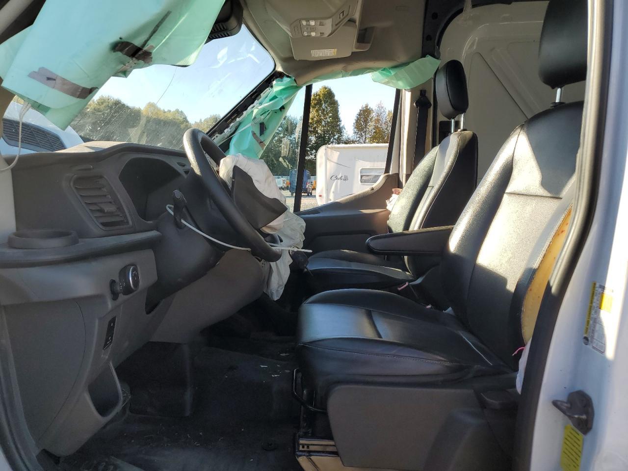 2022 Ford Transit Delivery Van - Image 7