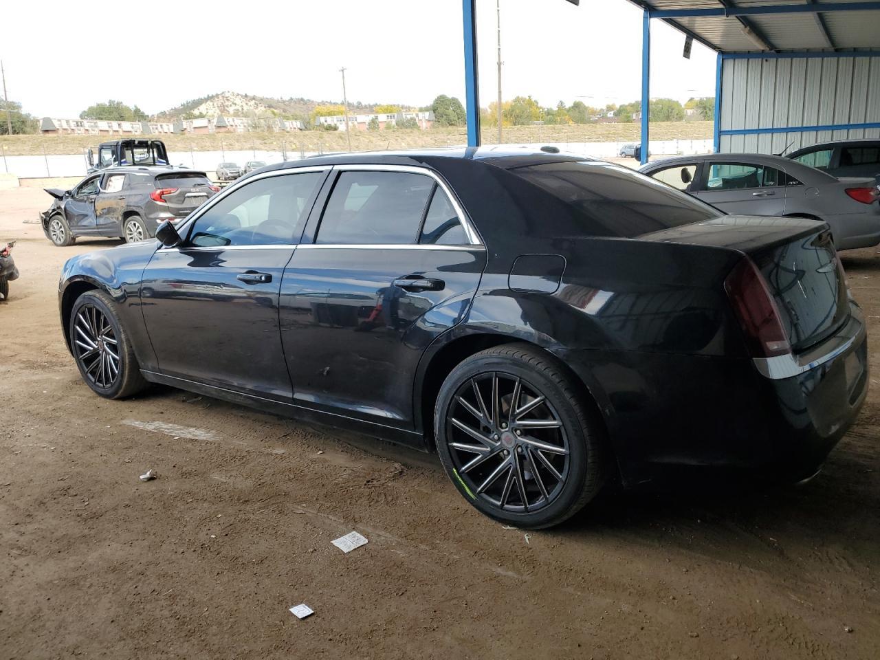 2013 Chrysler 300 - Image 2