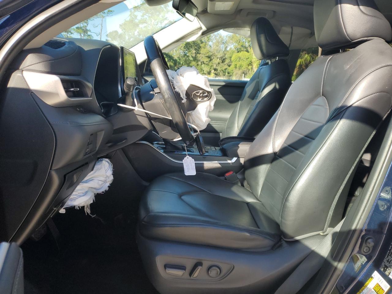 2021 Toyota Highlander Xle - Image 7