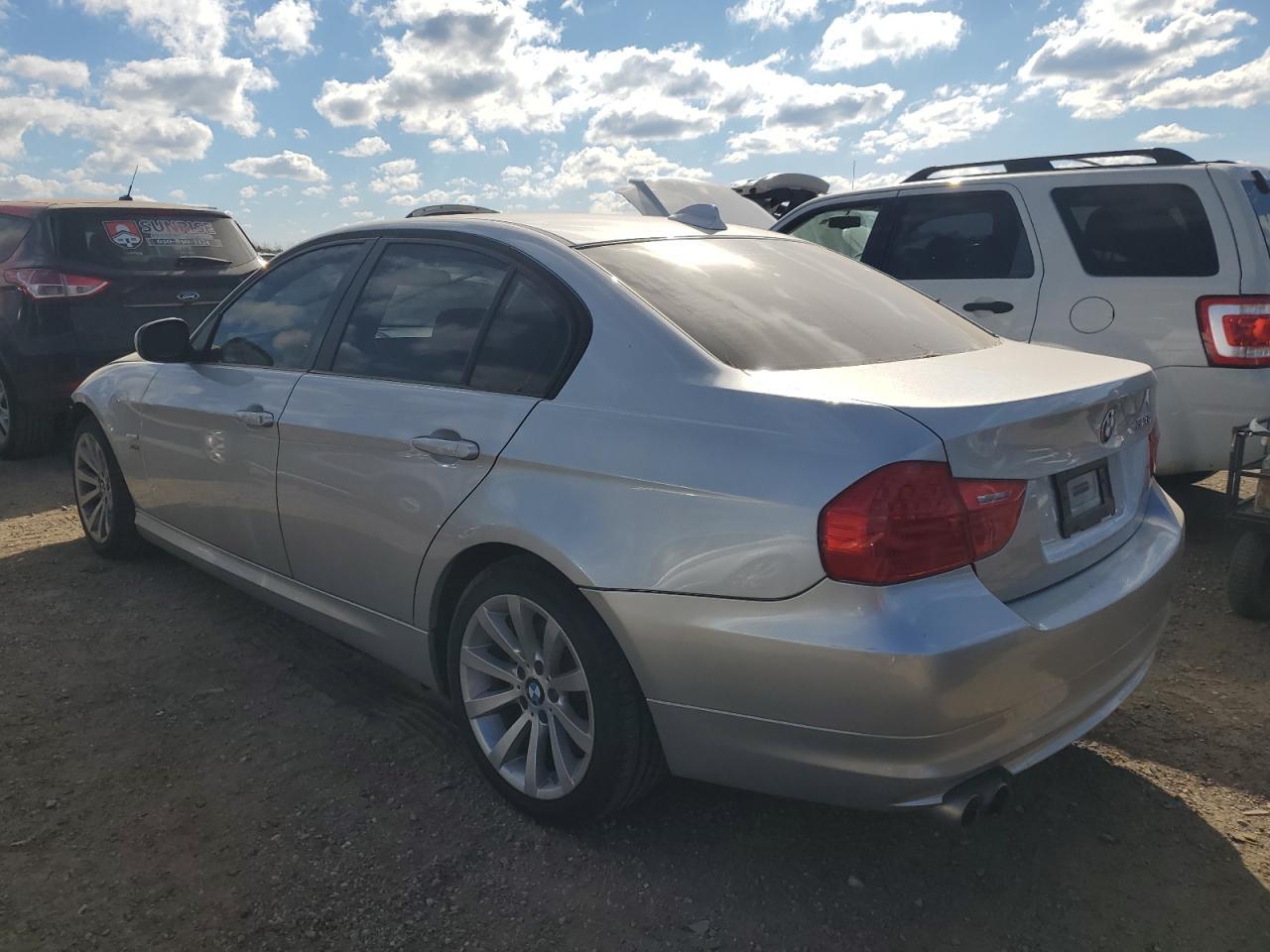 2011 BMW 328 Xi Sulev - Фото 2