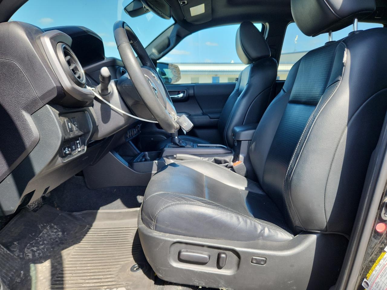 2021 Toyota Tacoma Double Cab - Image 7