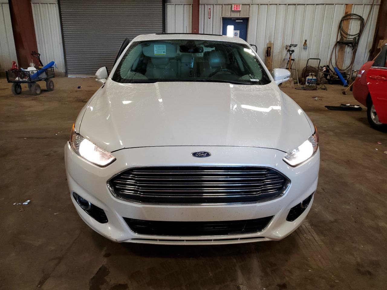 2015 Ford Fusion Titanium Phev - Image 5