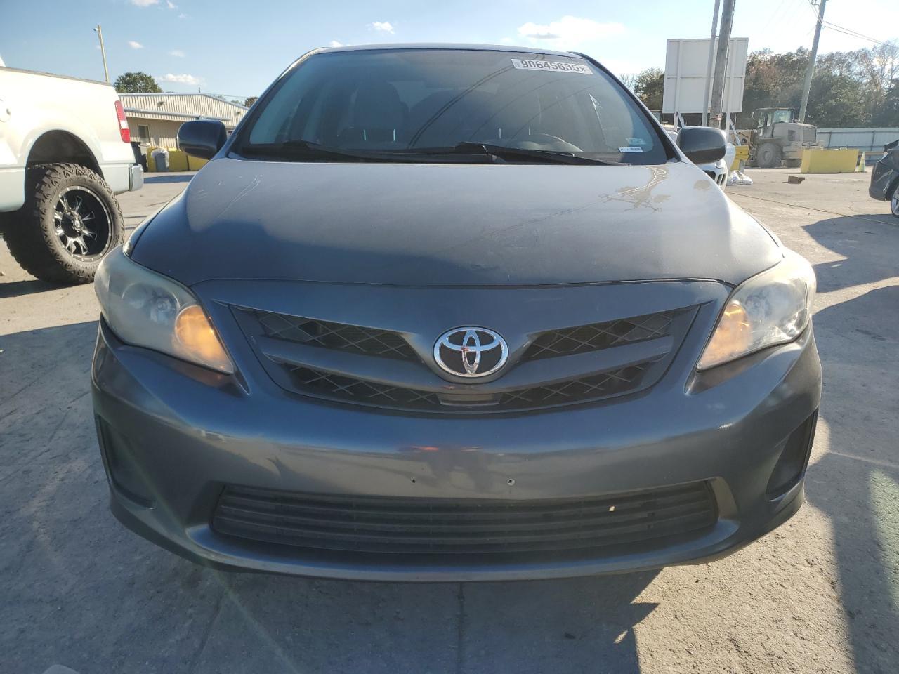 2012 Toyota Corolla Base - Фото 5