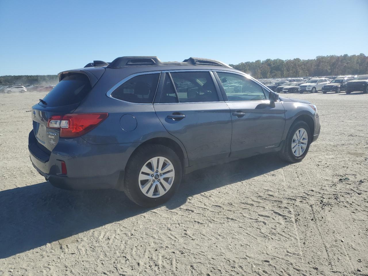 2016 Subaru Outback 2.5I Premium - Image 3