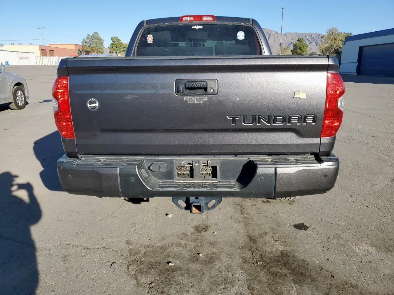 2017 Toyota Tundra Crewmax Sr5 - Фото 6