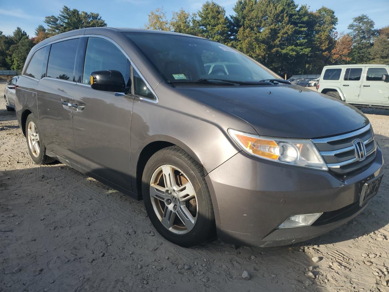 2012 Honda Odyssey Touring - Фото 4
