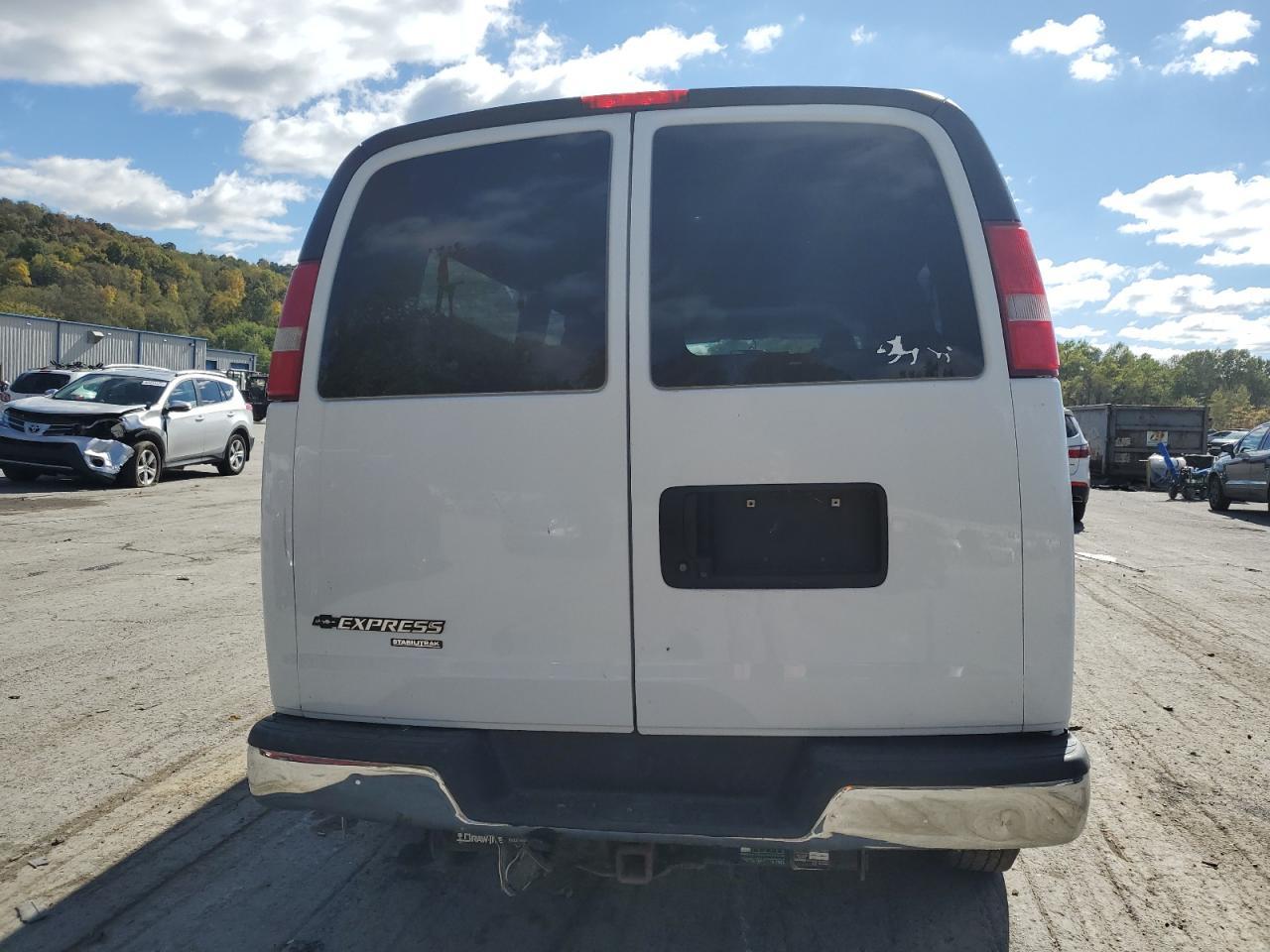 2016 Chevrolet Express G3500 Lt - Фото 6