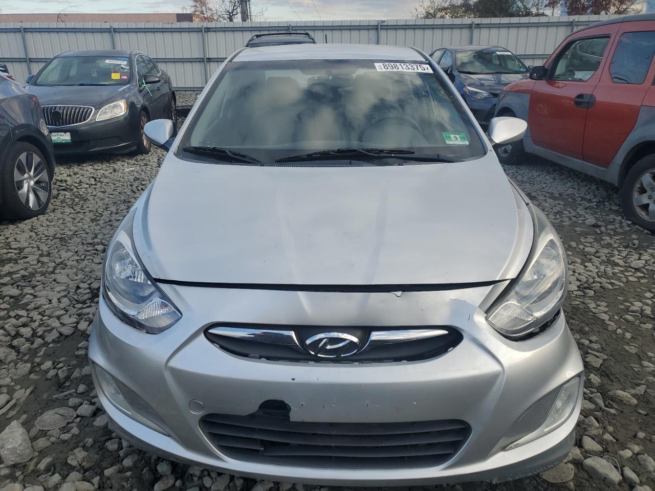 2013 Hyundai Accent Gls - Фото 5