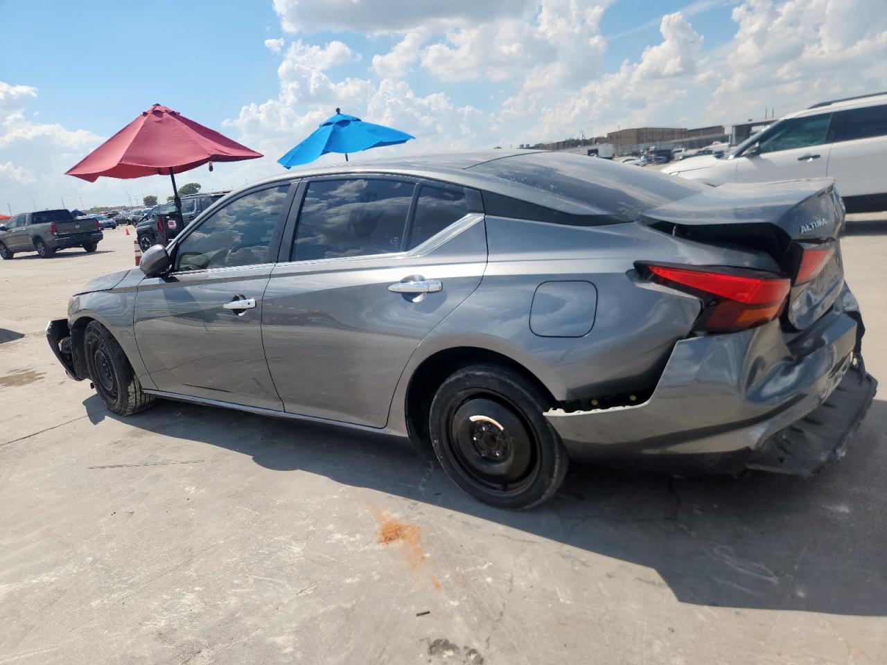 2021 Nissan Altima S - Image 2