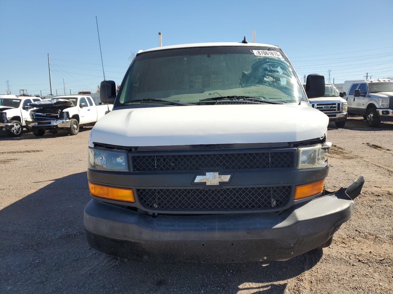 2018 Chevrolet Express G2500 - Image 5