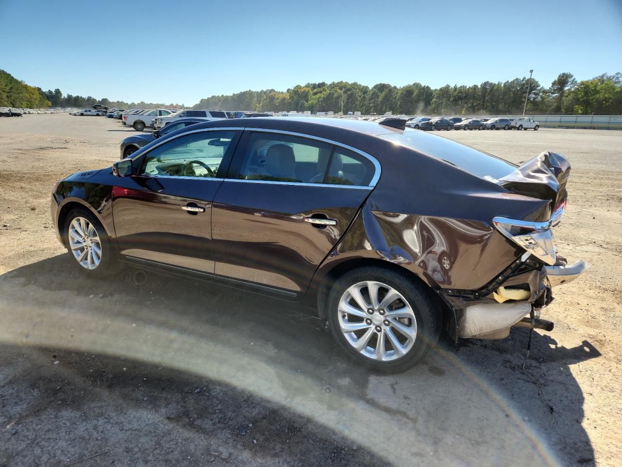 2016 Buick Lacrosse - Фото 2